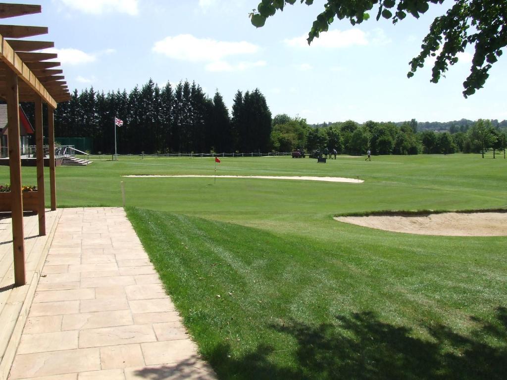 Calderfields Golf & Country Club Hotel Walsall Exterior photo